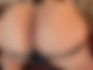 ZULEYKA SANTIAGO's Live Sex Cam Show