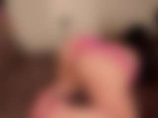 ZULEYKA SANTIAGO's Live Sex Cam Show