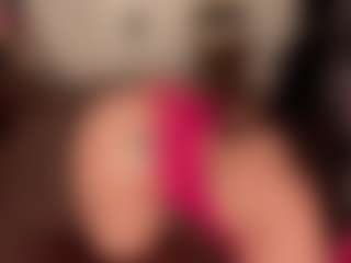 ZULEYKA SANTIAGO's Live Sex Cam Show