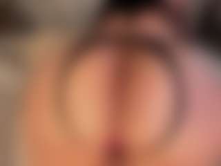 ZULEYKA SANTIAGO's Live Sex Cam Show