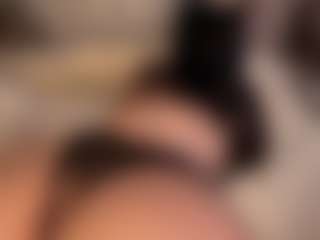 ZULEYKA SANTIAGO's Live Sex Cam Show