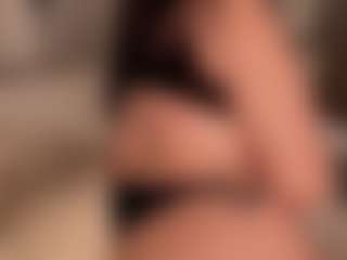 ZULEYKA SANTIAGO's Live Sex Cam Show