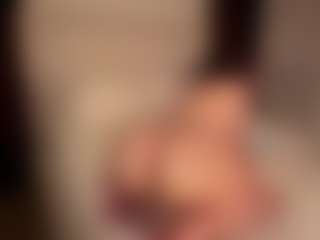 ZULEYKA SANTIAGO's Live Sex Cam Show