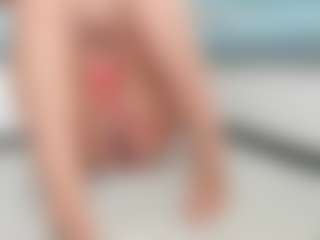 Live cam show with Kokethaa - Living Room on boobsie.com