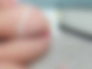 Live cam show with Kokethaa - Bedroom on madthumbs