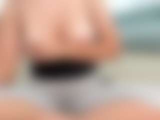 Live cam show with Kokethaa - Living Room on liverealitysex.com
