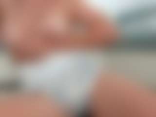 Live cam show with Kokethaa - Grey Eyes on Camsoda