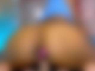 Maadiisson021's Live Sex Cam Show