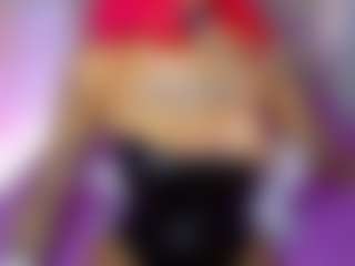 Live cam show with Maadiisson021 - Fingers on Camsoda