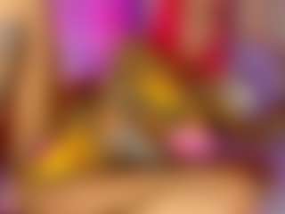 Live cam show with Maadiisson021 - Tease Red Hair on TeamSkeetLive