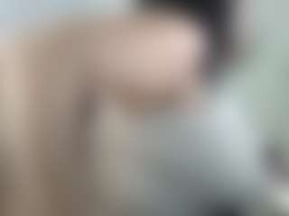 Live cam show with MadamG - Mobile on Camsoda