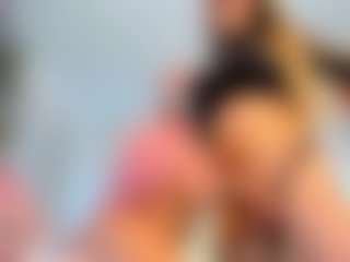 sexycouplebitches's Live Sex Cam Show