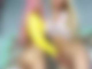 sexycouplebitches's Live Sex Cam Show