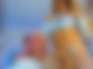 sexycouplebitches's Live Sex Cam Show