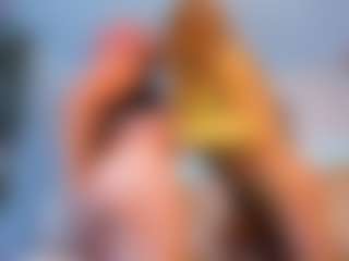 sexycouplebitches's Live Sex Cam Show