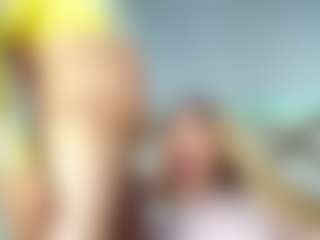 sexycouplebitches's Live Sex Cam Show