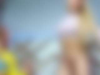 Live cam show with sexycouplebitches - Latina on Camsoda | colombia