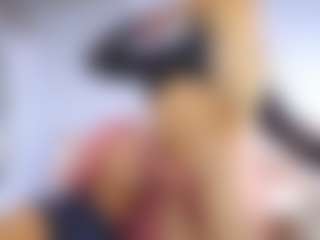 sexycouplebitches's Live Sex Cam Show