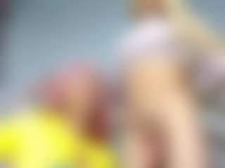 Live cam show with sexycouplebitches - Small Tits on madthumbs