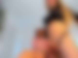 sexycouplebitches's Live Sex Cam Show