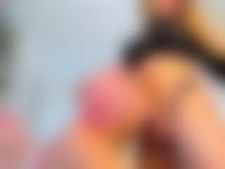 sexycouplebitches's Live Sex Cam Show