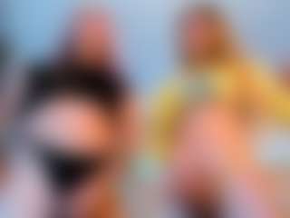 sexycouplebitches's Live Sex Cam Show
