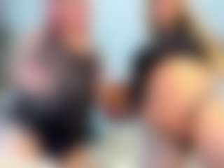 Live cam show with sexycouplebitches - Sph on Dolls Live