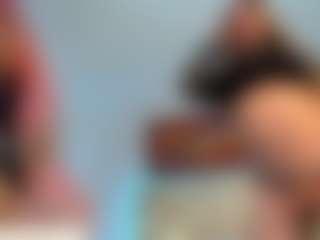 Live cam show with sexycouplebitches - Black on Dolls Live
