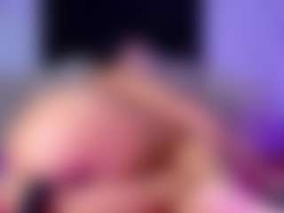 Live cam show with abby-pratt - Brown Hair on PervPlay.com