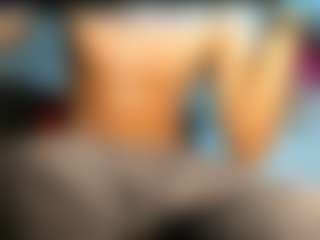andyloverhuge's Live Sex Cam Show