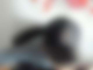 andyloverhuge's Live Sex Cam Show