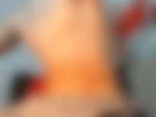 andyloverhuge's Live Sex Cam Show