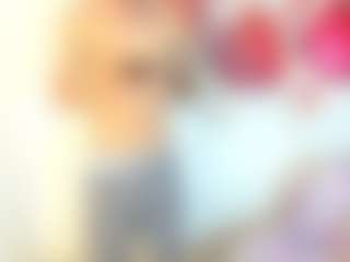 andyloverhuge's Live Sex Cam Show