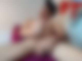 andyloverhuge's Live Sex Cam Show