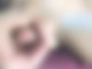 andyloverhuge's Live Sex Cam Show