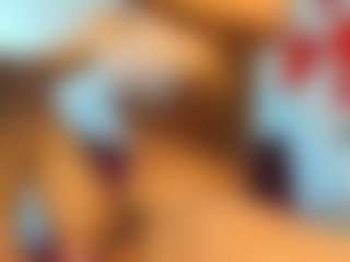 Live cam show with andyloverhuge - Handjob on liverealitysex.com