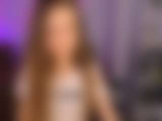 Live cam show with rebecca-smile - Bedroom Teen (18+) on AdultVida.com