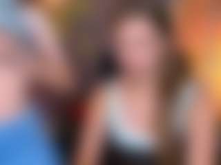 Live cam show with rebecca-smile - Bedroom on Milfs Live