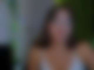 Live cam show with rebecca-smile - Squirt on TeamSkeetLive