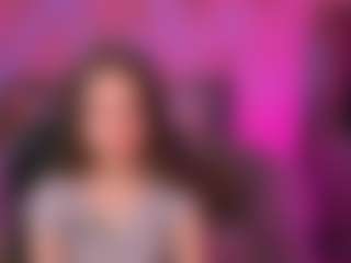 Live cam show with rebecca-smile - Skinny on Dolls Live