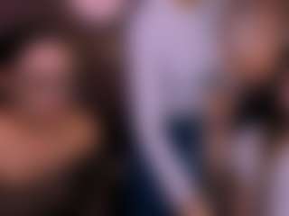 Live cam show with rebecca-smile - Doggy Style on Dolls Live