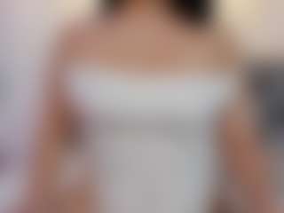Live cam show with Carolinne-Miller - Drinking on Gym Cam Girls