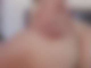 Live cam show with Carolinne-Miller - Sexy on SpankPalCams
