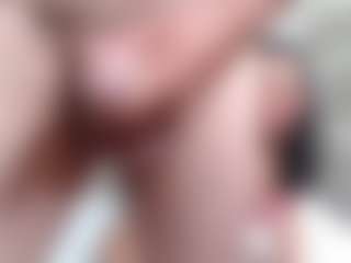 Live cam show with kimaleds1130 - Mature on Free Soda