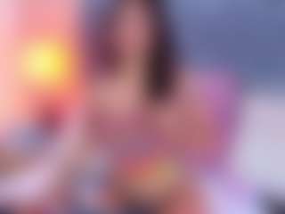 Live cam show with LiaTeylor - Shaved Pussy on CamwithHer