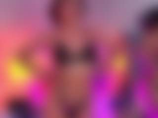 Live cam show with LiaTeylor - Cute on Milfs Live
