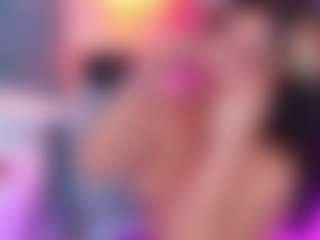 Live cam show with LiaTeylor - Horny on TastyBlacksLive