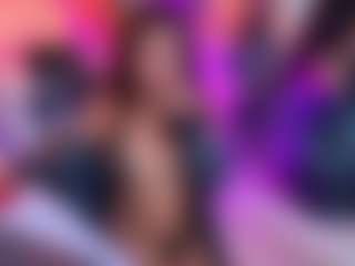Live cam show with LiaTeylor - Cute on TottyGirls