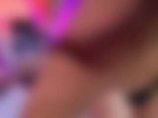 Live cam show with LiaTeylor - Full Nudity on boobsie.com