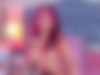 Live cam show with LiaTeylor - Squirt on Instabang
